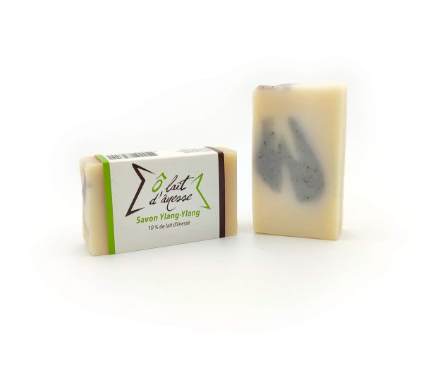 Savon bio Ylang-Ylang au lait d'ânesse, fabriqué artisanalement à l'asinerie des combes en Drôme (26)/Isère (38)